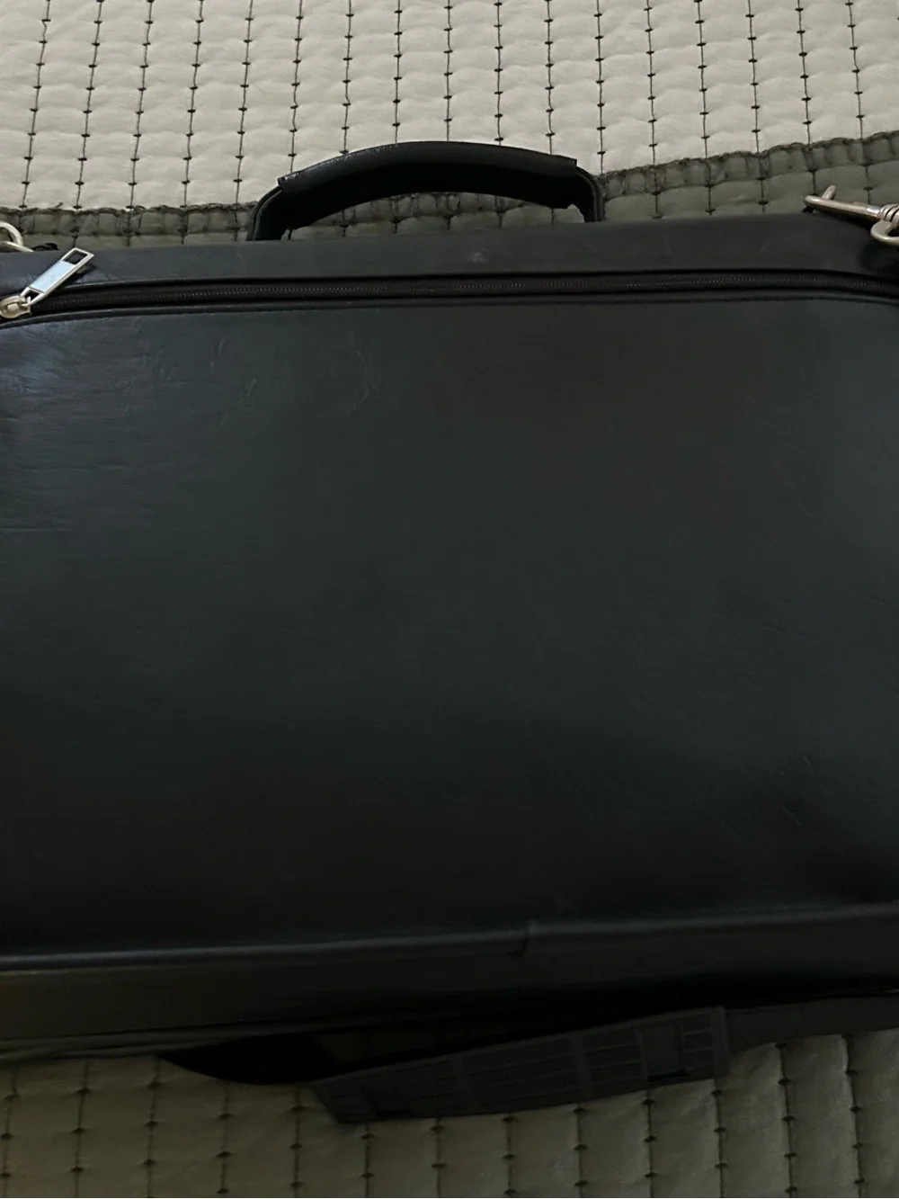 Stebco vintage black leather messenger briefcase. 